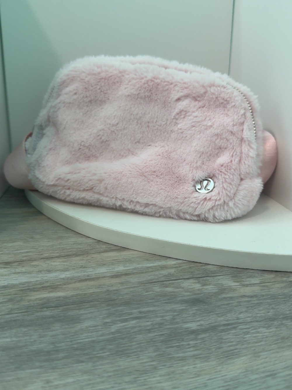 LULULEMON Fuzzy Fleece Everywhere Belt Bag 1L 🎀